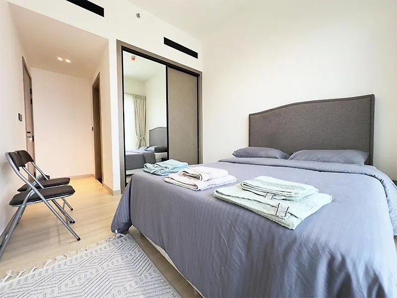 Luxurious New 1 Bedroom With Balcony And New Building Dubai 0*,